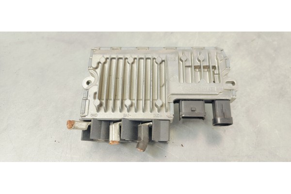 Recambio de centralita start / stop para peugeot 208 1.6 hdi 92 fap referencia OEM IAM 9678342280  