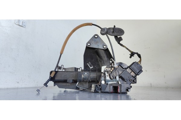 Recambio de cerradura puerta delantera izquierda para ford focus berlina (cap) sport referencia OEM IAM 3M5AR21813ET  