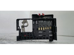Recambio de caja reles / fusibles para opel insignia berlina edition referencia OEM IAM 20999170  