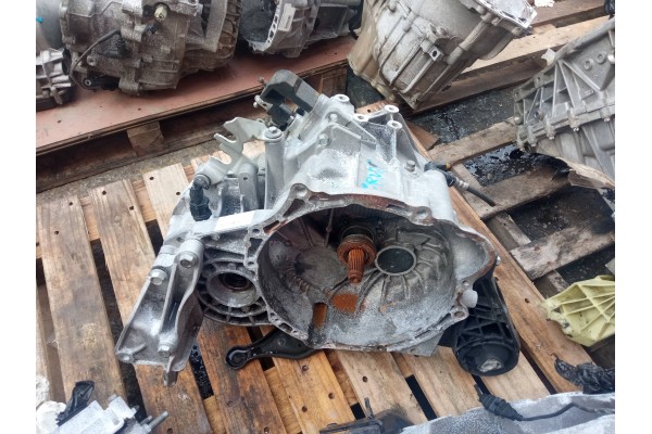 Recambio de caja cambios para chevrolet cruze referencia OEM IAM 96420073  