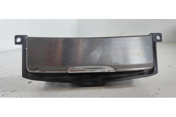 Recambio de cenicero para ford mondeo sportbreak (ca2) titanium referencia OEM IAM 8M21U04788AB37QC  