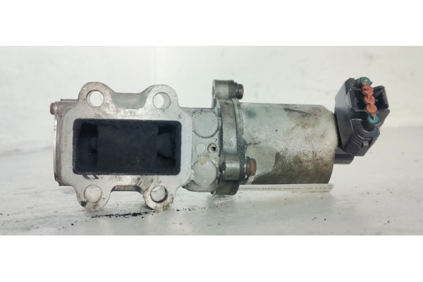 Recambio de valvula egr para toyota avensis wagon (t25) 2.2 d-4d executive referencia OEM IAM 256200R012  