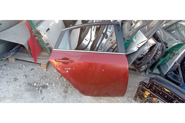 Recambio de puerta trasera derecha para mazda 6 lim. (gh) 2.2 turbodiesel cat referencia OEM IAM   