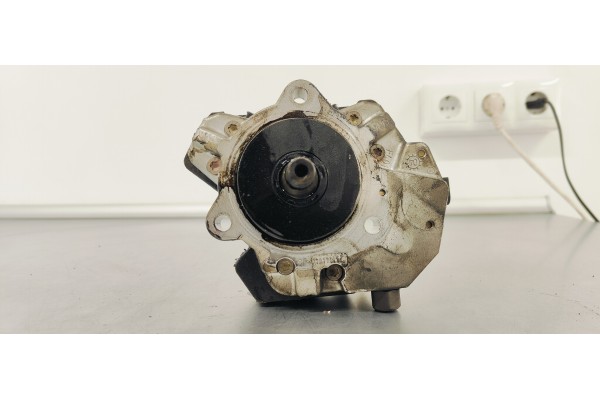 Recambio de bomba inyeccion para bmw serie 3 berlina (e46) 2.0 d 150 [320] referencia OEM IAM 0445010045  