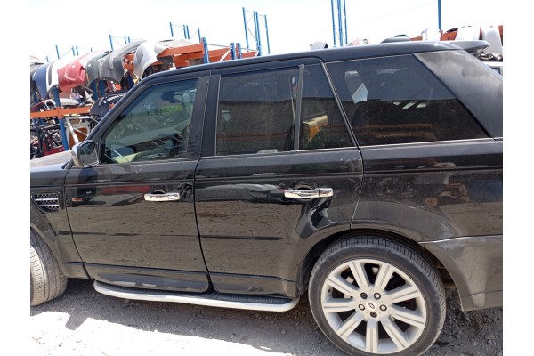 Recambio de puerta trasera izquierda para land rover range rover sport v6 td s referencia OEM IAM   