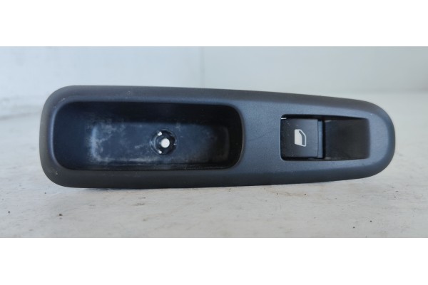 Recambio de mando elevalunas trasero izquierdo para peugeot 3008 active referencia OEM IAM   