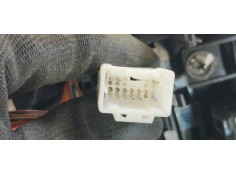 Recambio de consola central para hyundai i40 style referencia OEM IAM 846703Z000  
