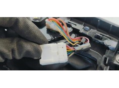 Recambio de consola central para hyundai i40 style referencia OEM IAM 846703Z000  