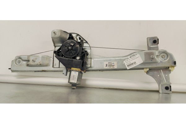 Recambio de elevalunas delantero derecho para peugeot 208 1.6 hdi 92 fap referencia OEM IAM 9673154380  