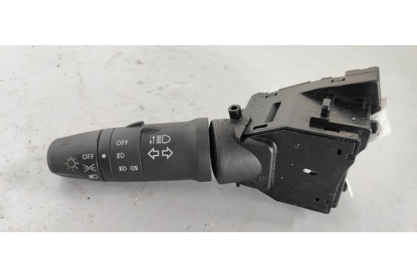 Recambio de mando intermitentes para nissan almera (n16/e) 2.2 dci diesel cat referencia OEM IAM 25540AV600  