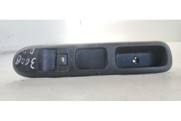 Recambio de mando elevalunas delantero derecho para peugeot 3008 active referencia OEM IAM   