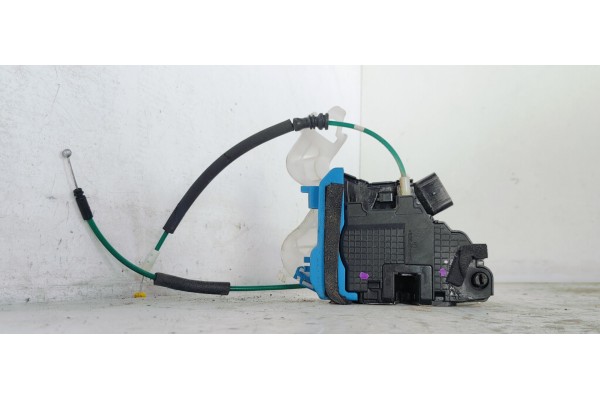 Recambio de cerradura puerta trasera izquierda para hyundai i30 (gd) trend referencia OEM IAM   