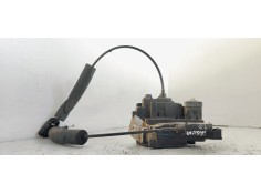 CERRADURA PUERTA TRASERA DERECHA 825000003R 