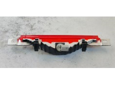 Recambio de piloto trasero central para toyota corolla (e12) 1.4 i 95 referencia OEM IAM   