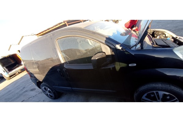 Recambio de puerta delantera derecha para fiat fiorino 1.3 16v jtd cat referencia OEM IAM   