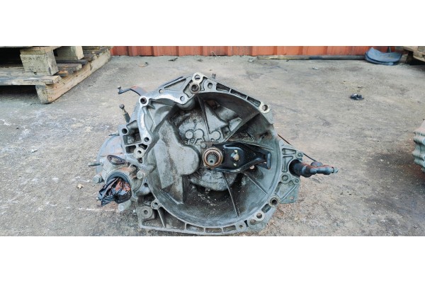 Recambio de caja cambios para peugeot 307 cc (s2) 1.6i 110 referencia OEM IAM 20DP10  