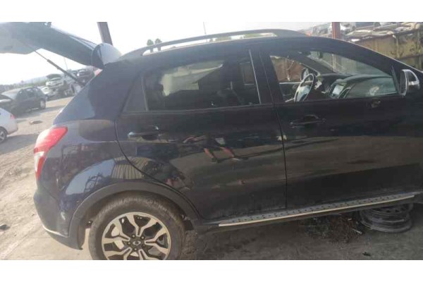 Recambio de puerta trasera derecha para ssangyong korando 2.2 xdi 180 fap referencia OEM IAM   