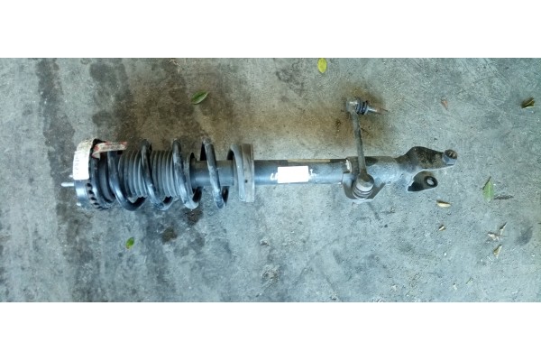 Recambio de amortiguador delantero izquierdo para lancia thema 3.0jtd 240 fap referencia OEM IAM P68143649AA  