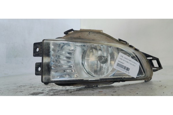 Recambio de faro antiniebla izquierdo para opel insignia berlina edition referencia OEM IAM 662588537  