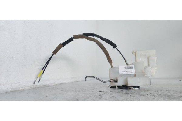Recambio de cerradura puerta trasera derecha para mazda cx-7 (er) luxury referencia OEM IAM   