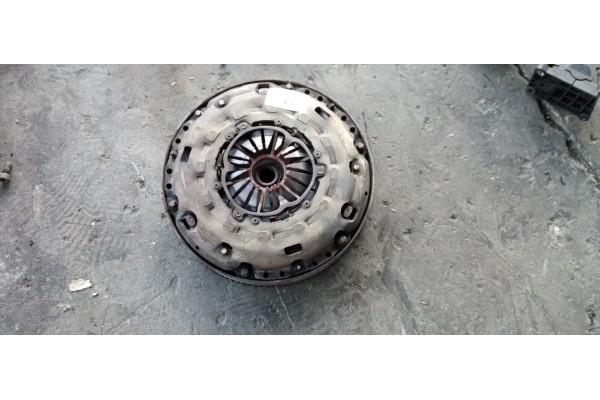 Recambio de kit embrague para suzuki sx4 rw (ey) glx referencia OEM IAM   