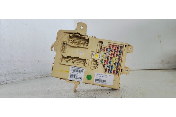 Recambio de caja reles / fusibles para hyundai i30 (gd) trend referencia OEM IAM 91950A6041  