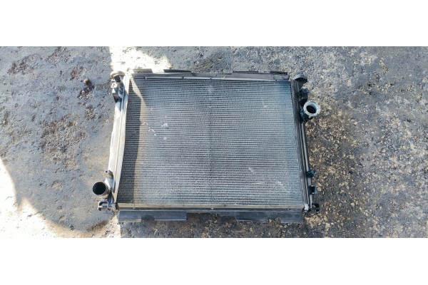 Recambio de radiador agua para lancia thema 3.0jtd 240 fap referencia OEM IAM   