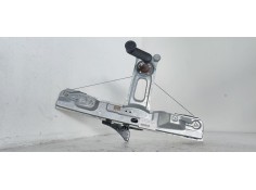 ELEVALUNAS TRASERO DERECHO 