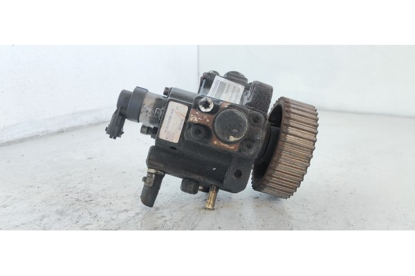 Recambio de bomba inyeccion para opel insignia berlina 2.0 cdti cat referencia OEM IAM 55574632  