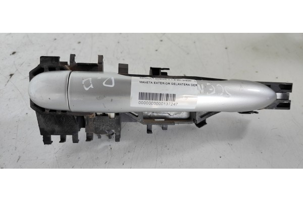 Recambio de maneta exterior delantera derecha para renault scenic ii emotion referencia OEM IAM   