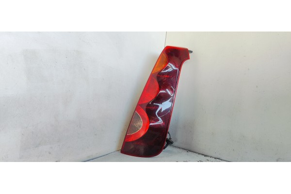 Recambio de piloto trasero derecho para nissan note (e11e) 1.5dci 90 fap referencia OEM IAM   