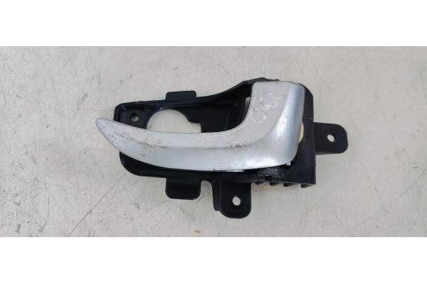 Recambio de maneta interior trasera derecha para hyundai i30 (gd) trend referencia OEM IAM 82623GD000  