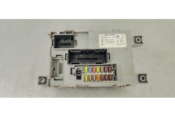Recambio de caja reles / fusibles para ford ka (ccu) referencia OEM IAM 00518735490  