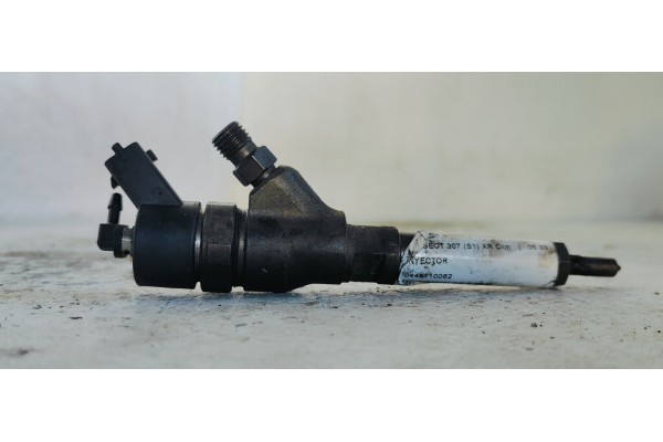 Recambio de inyector para peugeot 307 (s1) xr clim referencia OEM IAM 0445110062  