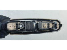 Recambio de mando elevalunas trasero derecho para peugeot 3008 active referencia OEM IAM   