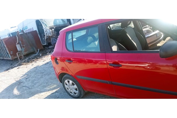 Recambio de puerta trasera derecha para skoda fabia (5j2 ) 1.2 referencia OEM IAM   