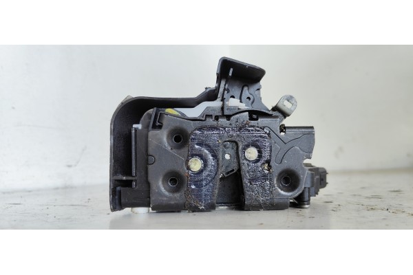 Recambio de cerradura puerta trasera derecha para ford mondeo sportbreak (ca2) titanium referencia OEM IAM   