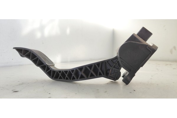 Recambio de potenciometro pedal para citroen c4 berlina lx referencia OEM IAM 0280755041  