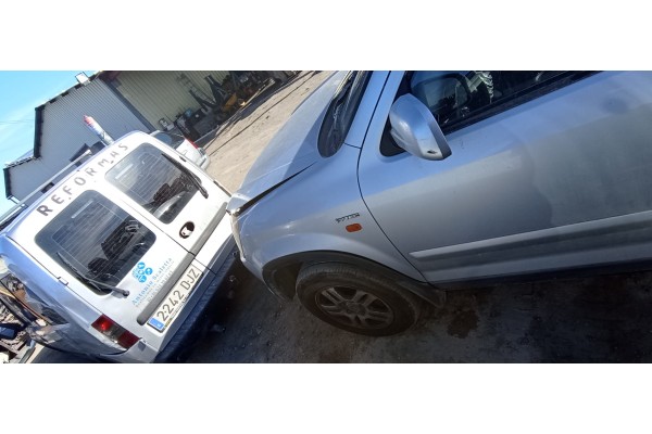 Recambio de aleta delantera izquierda para honda cr-v (rd8) 2.0 vtec cat referencia OEM IAM   