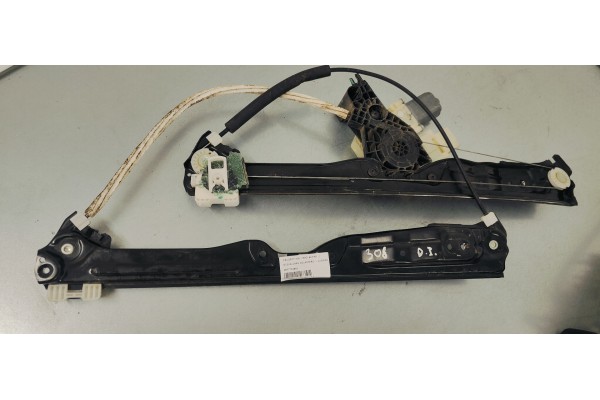 Recambio de elevalunas delantero izquierdo para peugeot 308 1.6hdi 92 fap referencia OEM IAM 9677734880  