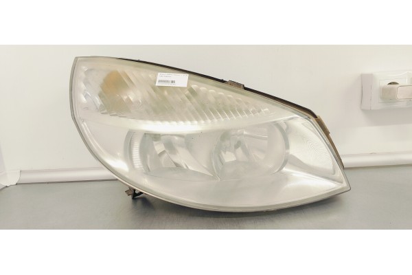 Recambio de faro derecho para renault scenic ii emotion referencia OEM IAM   