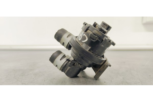 Recambio de bomba agua para honda cr-v 1.6 dtec 120 fap referencia OEM IAM 1137300730  
