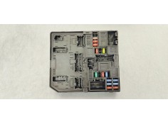 CAJA RELES / FUSIBLES 284B75NA0A 