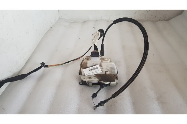 Recambio de cerradura puerta trasera derecha para citroen c3 1.1 i 60 referencia OEM IAM   