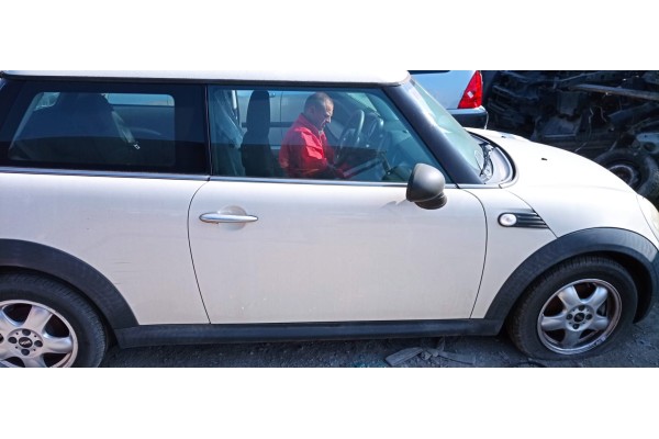 Recambio de puerta delantera derecha para mini mini (r56) one d referencia OEM IAM   