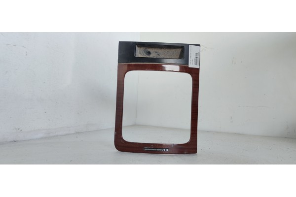 Recambio de moldura para jeep gr. cherokee (wh) 3.0 crd laredo referencia OEM IAM X35008202TH  