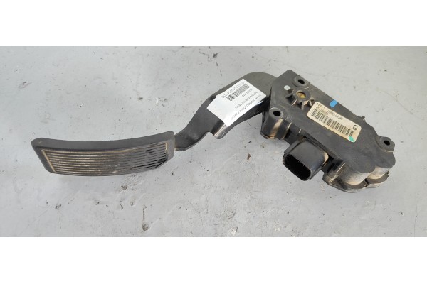 Recambio de potenciometro pedal para nissan murano (z50) básico referencia OEM IAM 18002CA100  