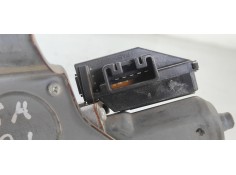 Recambio de motor limpia trasero para toyota yaris 1.4 turbodiesel cat referencia OEM IAM 2596002660  