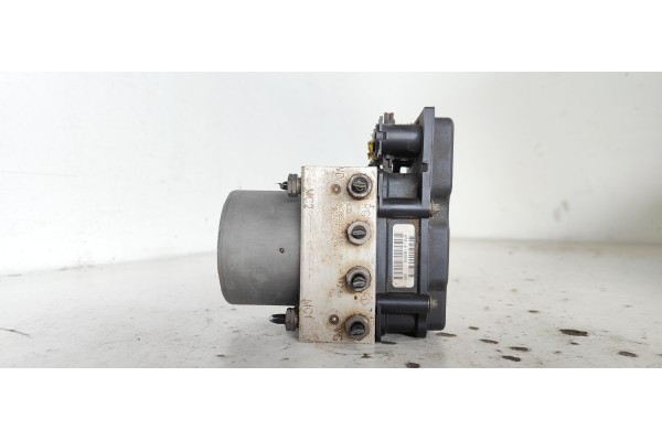 Recambio de abs para citroen c4 berlina lx referencia OEM IAM 0265800395  