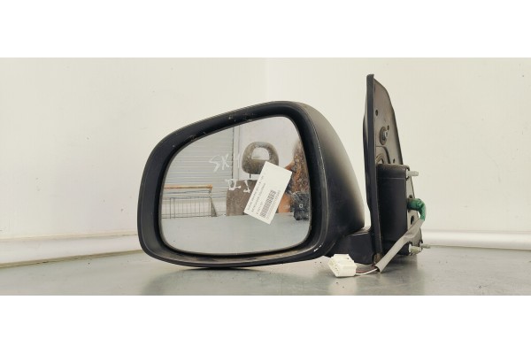 Recambio de retrovisor izquierdo para suzuki sx4 rw (ey) 1.6 i 120 referencia OEM IAM E13011121  